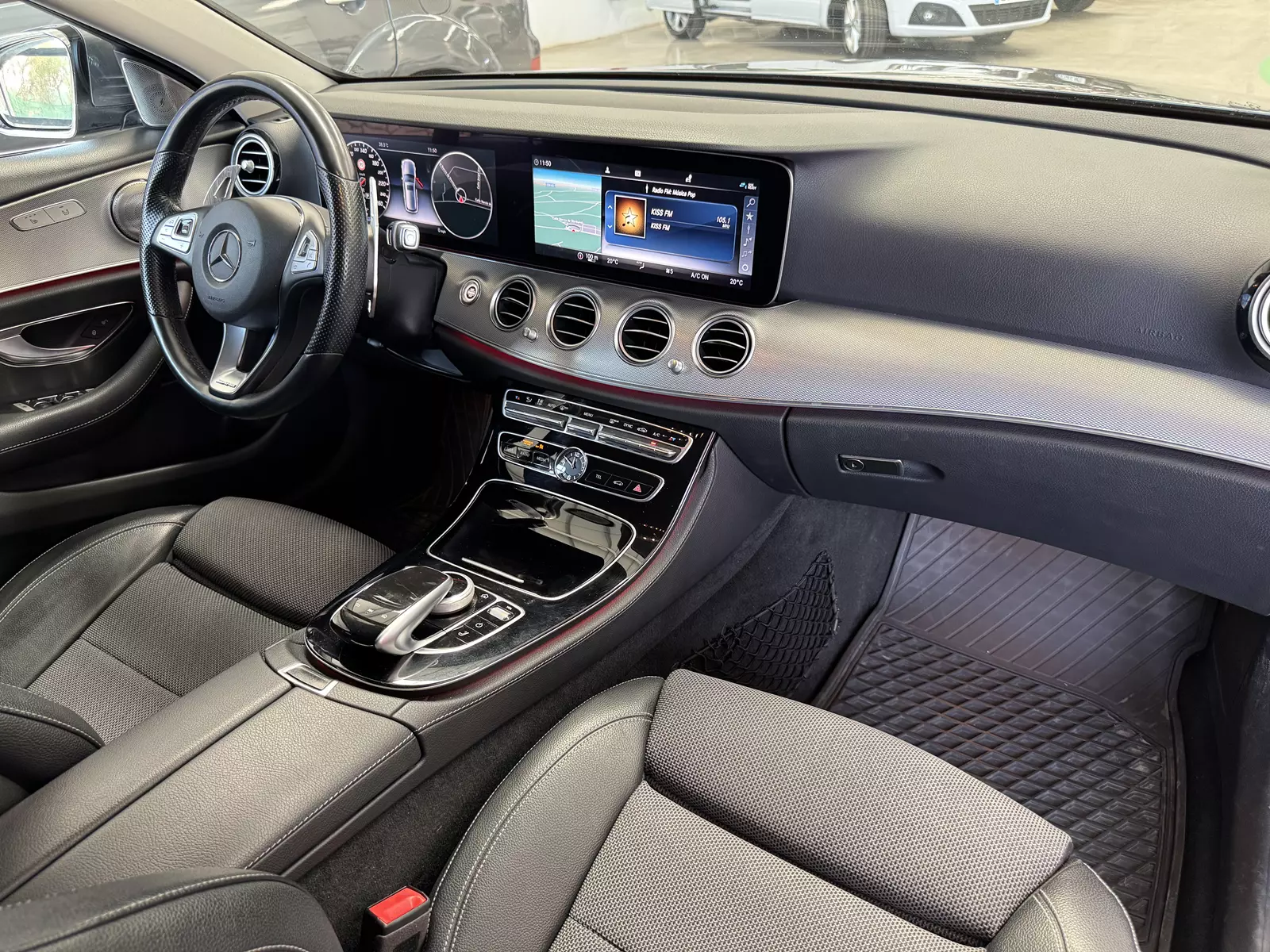 Mercedes-Benz Clase E 220d Estate 194cv 9G-TRONIC AMG 194 CV Automático