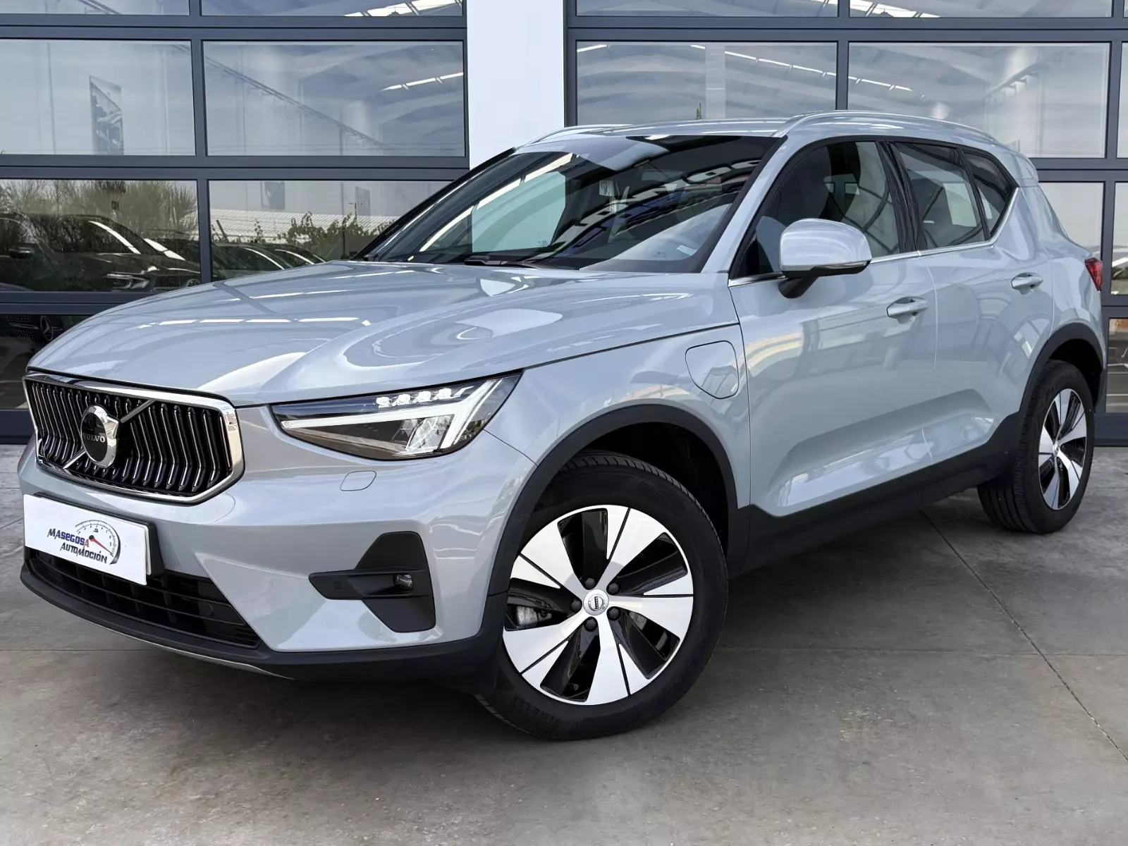Volvo  XC40 1.5 T4 Recharge PHEV 210cv Core Auto  210 CV Automático