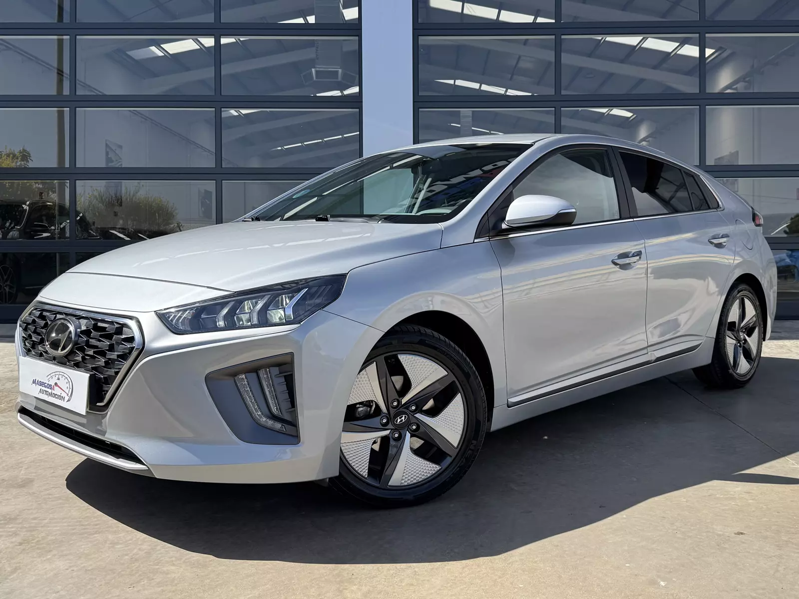 Hyundai Ioniq 1.6 GDI HEV 141cv Tecno DCT 141 CV Automático