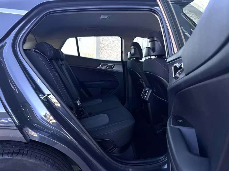 KIA Sportage 1.6 T-GDI MHEV 150CV Drive 4x2 150 CV Manual