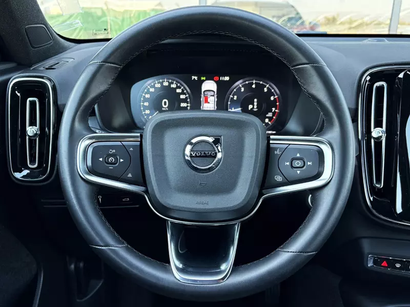 Volvo XC40 1.5 T2 Core Auto 129cv 129 CV Automático