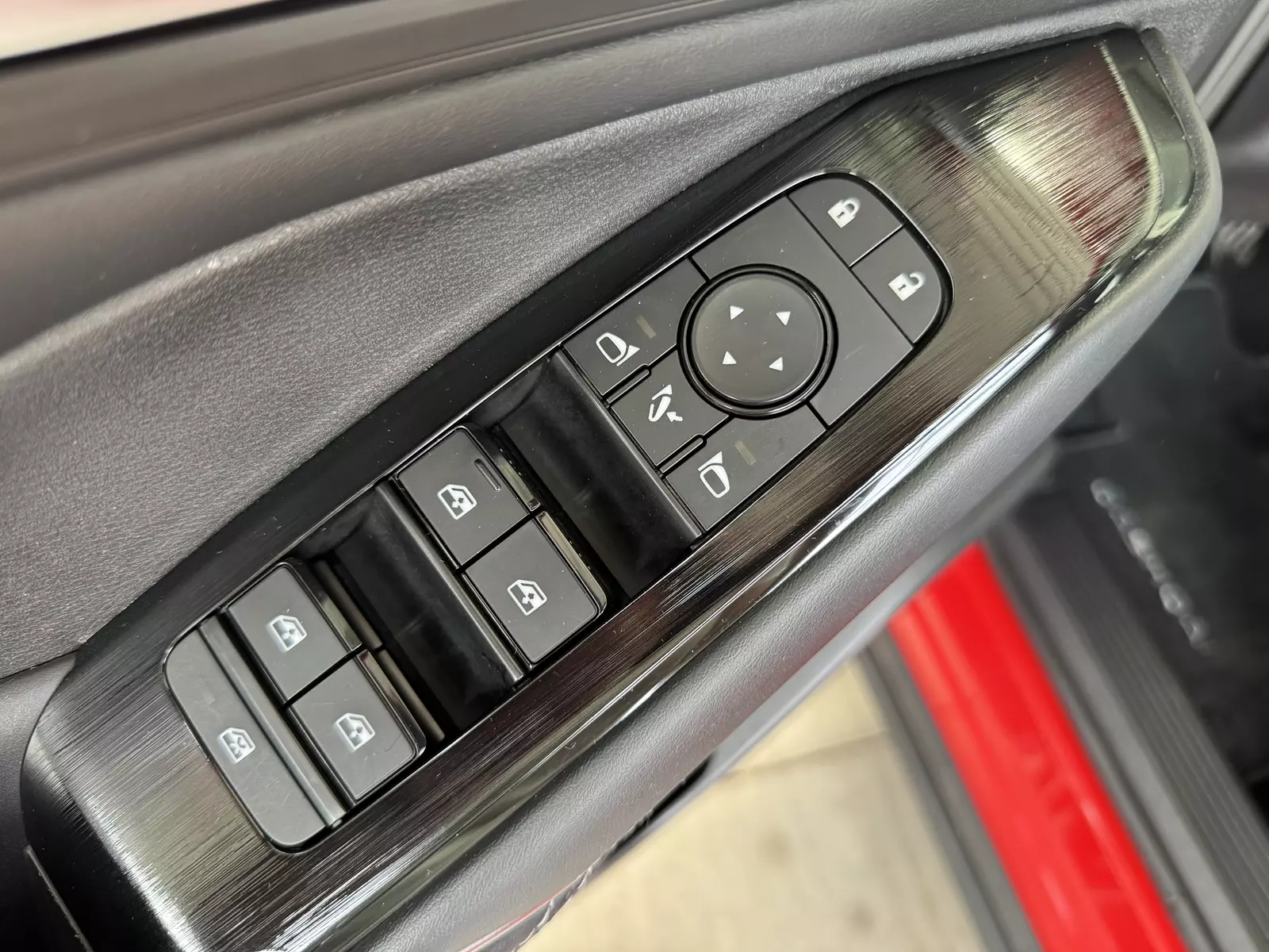Nissan  Qashqai 1.3 DIG-T MHEV 140cv N-Connecta Hybrid 140 CV Manual