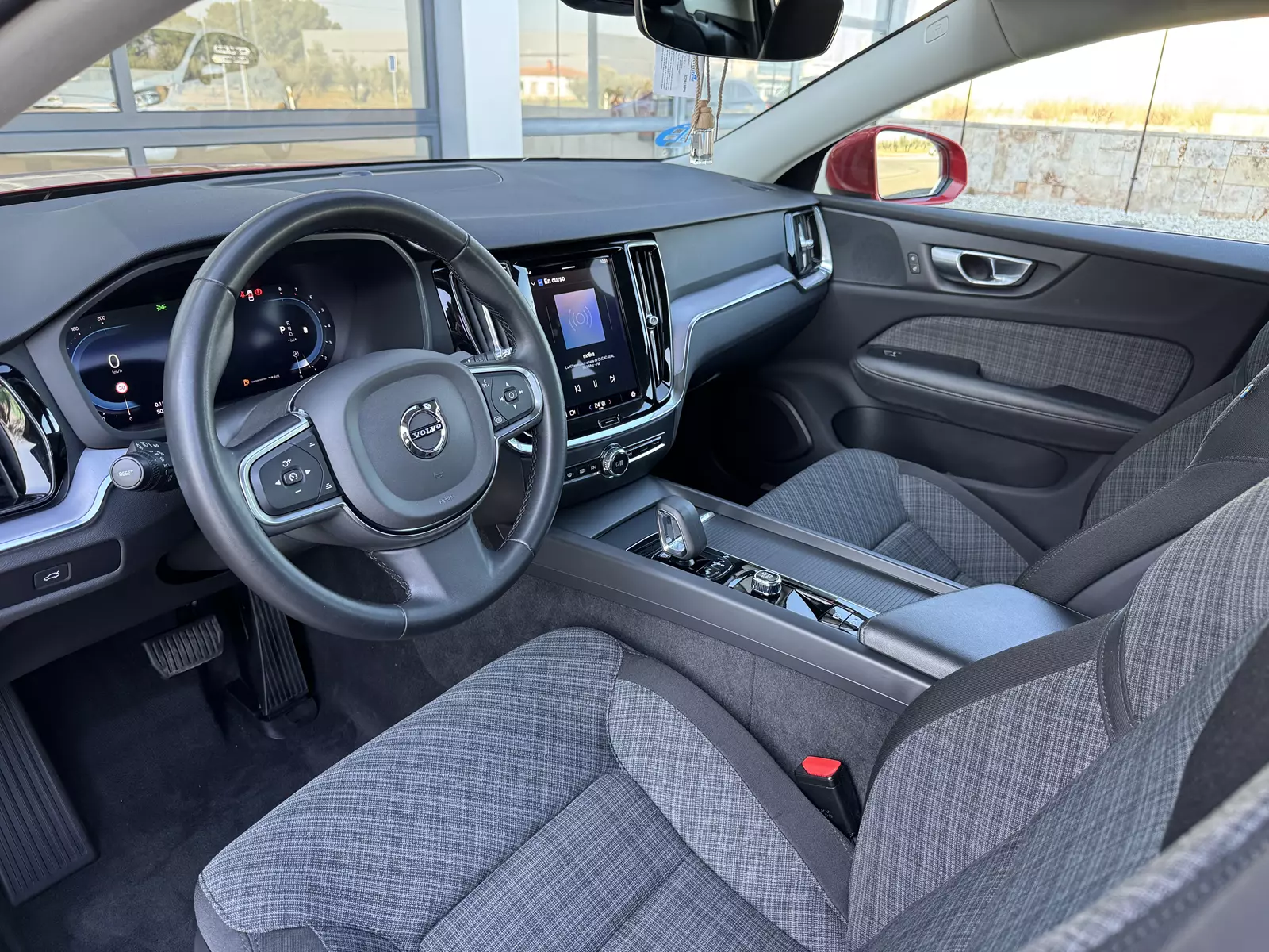 Volvo S60 B4 2.0 FWD Core AUTO 197cv 197 CV Automático