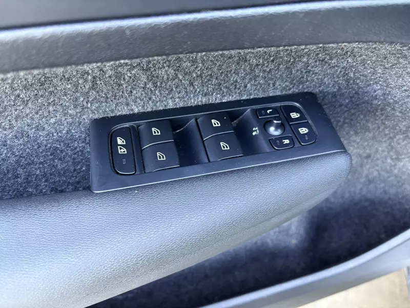 Volvo XC40 1.5 T2 Core Auto 129cv 129 CV Automático