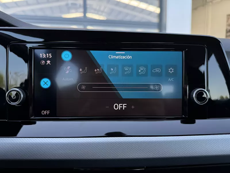 VOLKSWAGEN Golf VIII 2.0 TDI 115cv 115 CV Manual