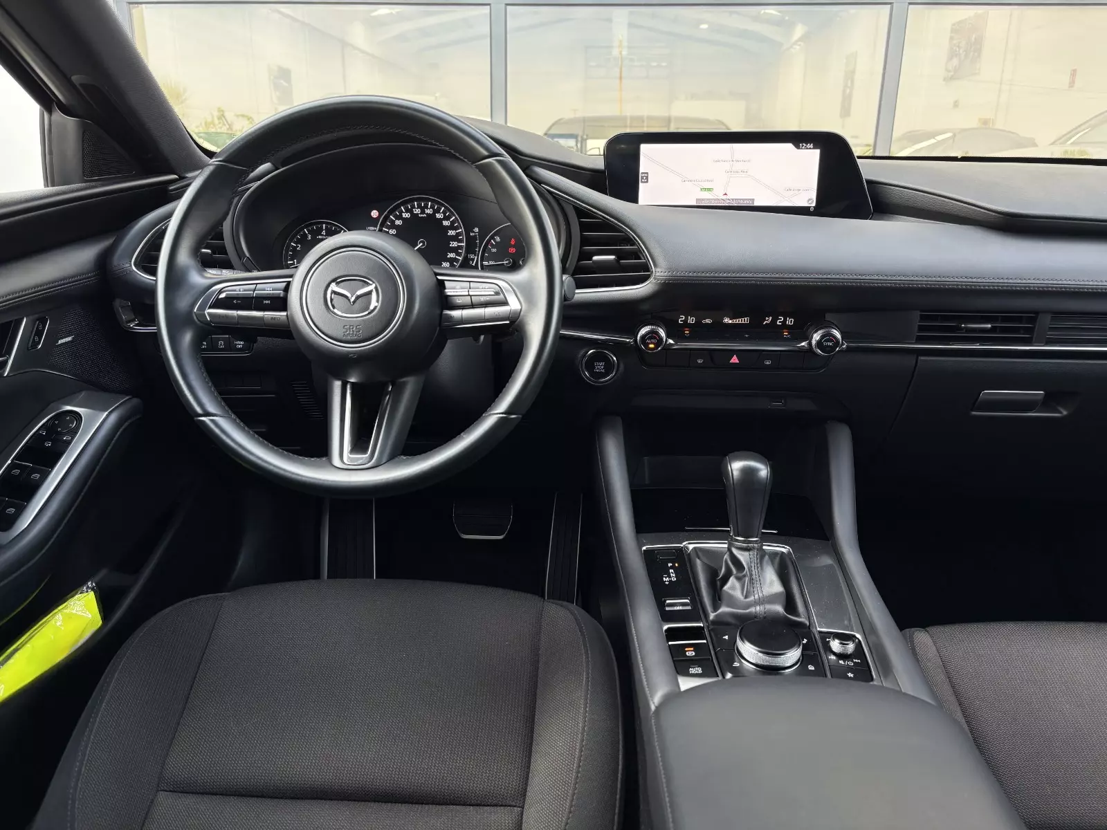 Mazda 3 Zenith Skyactive-G 2.0 122cv AUTO 122 CV Automático