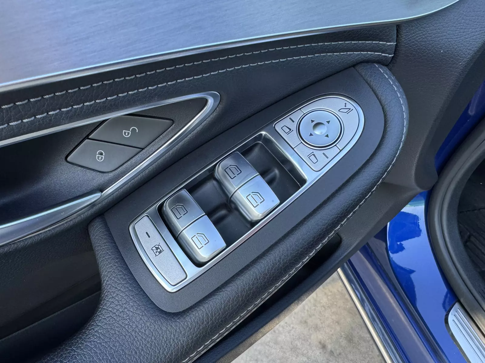 Mercedes  Clase C220 CDI 2.2d 170Cv Avantgarde Bluetec 170 CV Manual