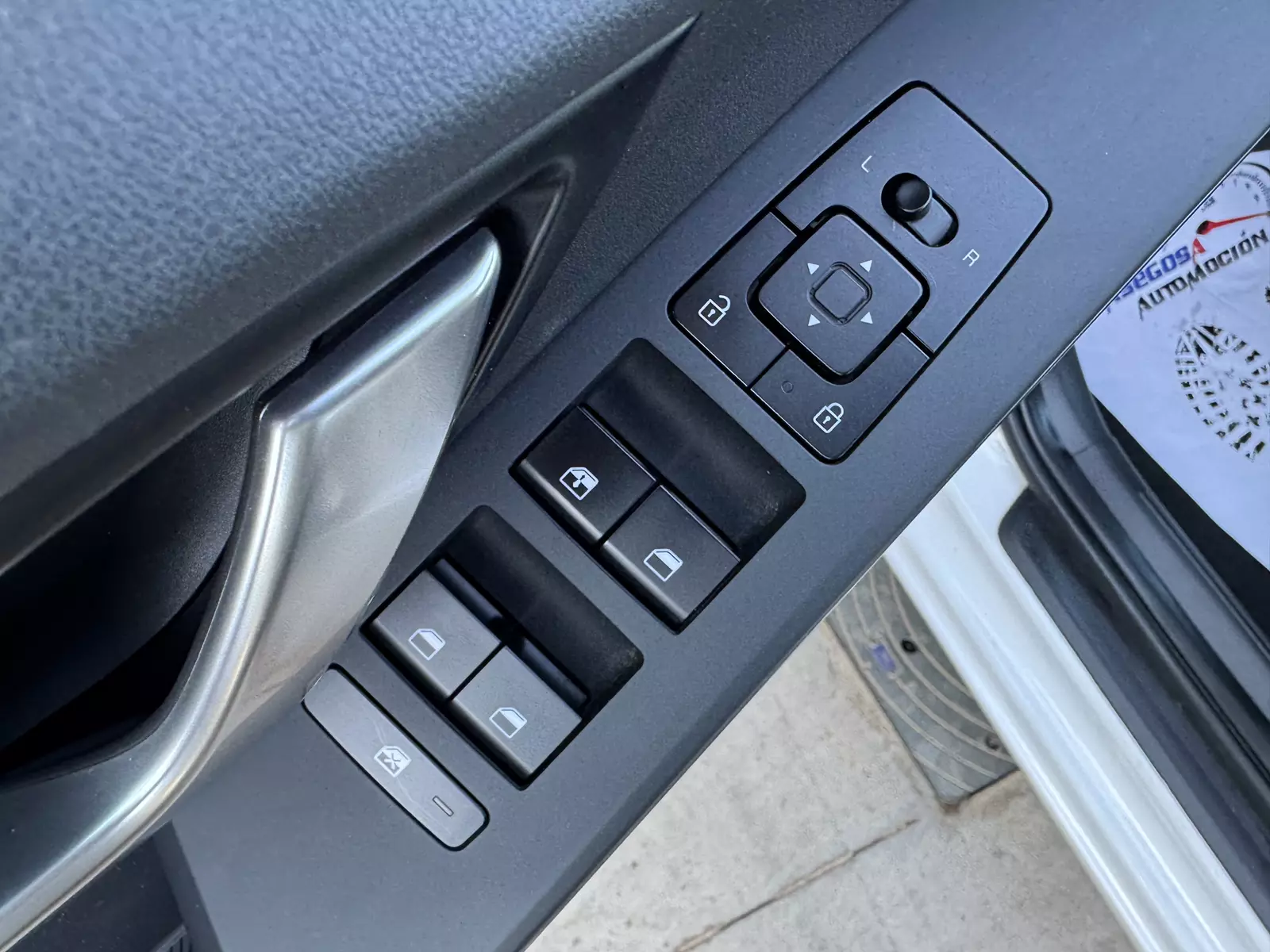 Kia  Niro 1.6 GDi HEV 141CV Concept 141 CV Automático