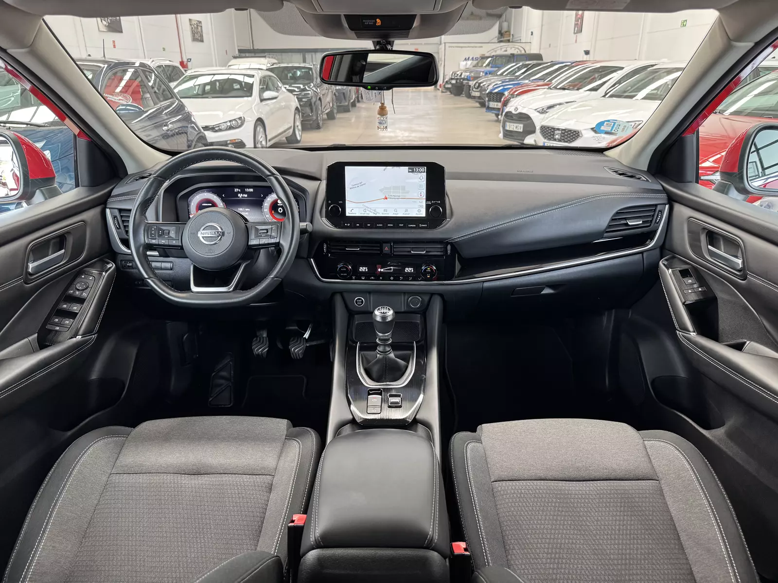 Nissan  Qashqai 1.3 DIG-T MHEV 140cv N-Connecta Hybrid 140 CV Manual