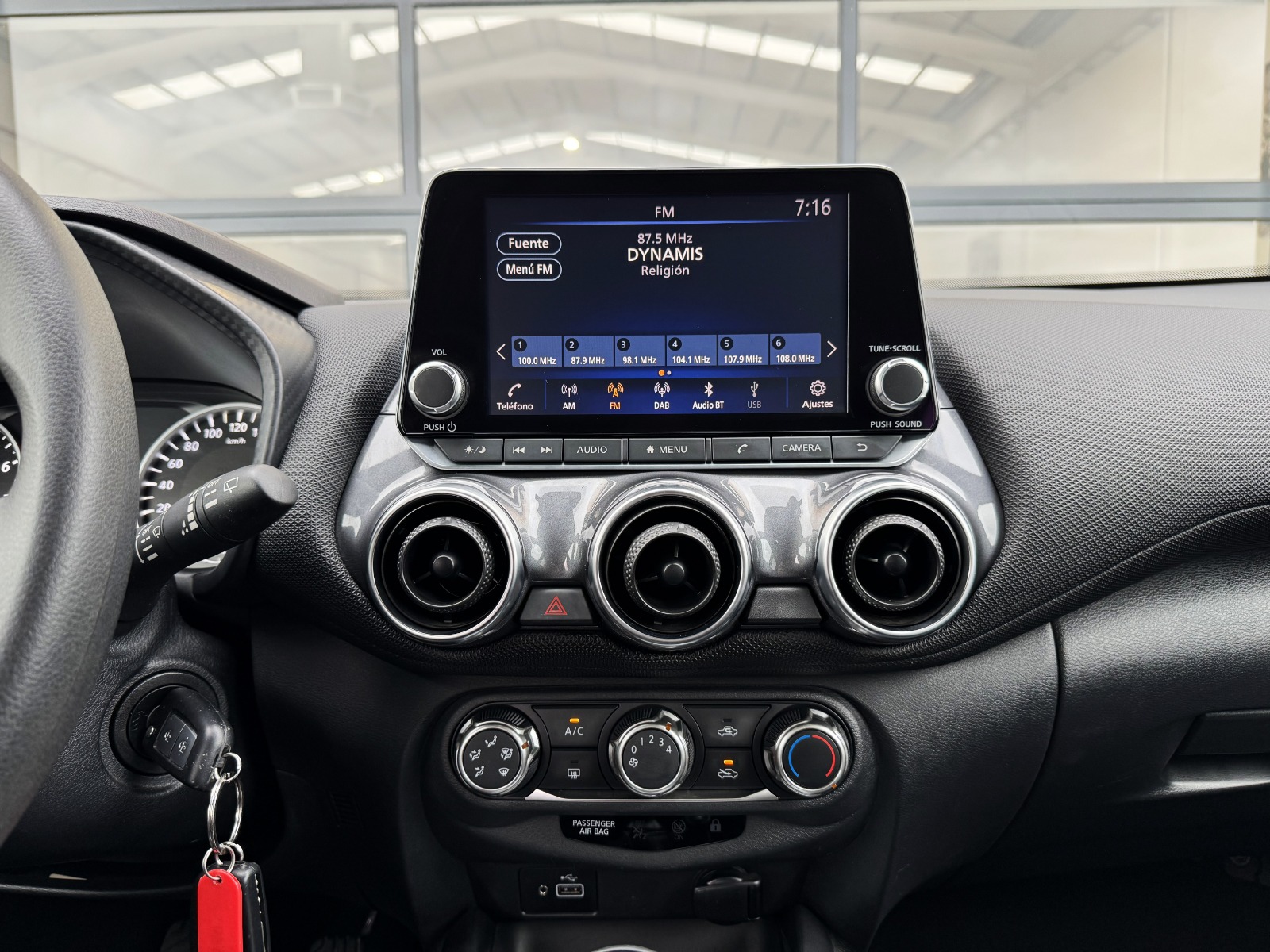 NISSAN Juke 1.0 DIG-T 114CV Acenta 114 CV Manual