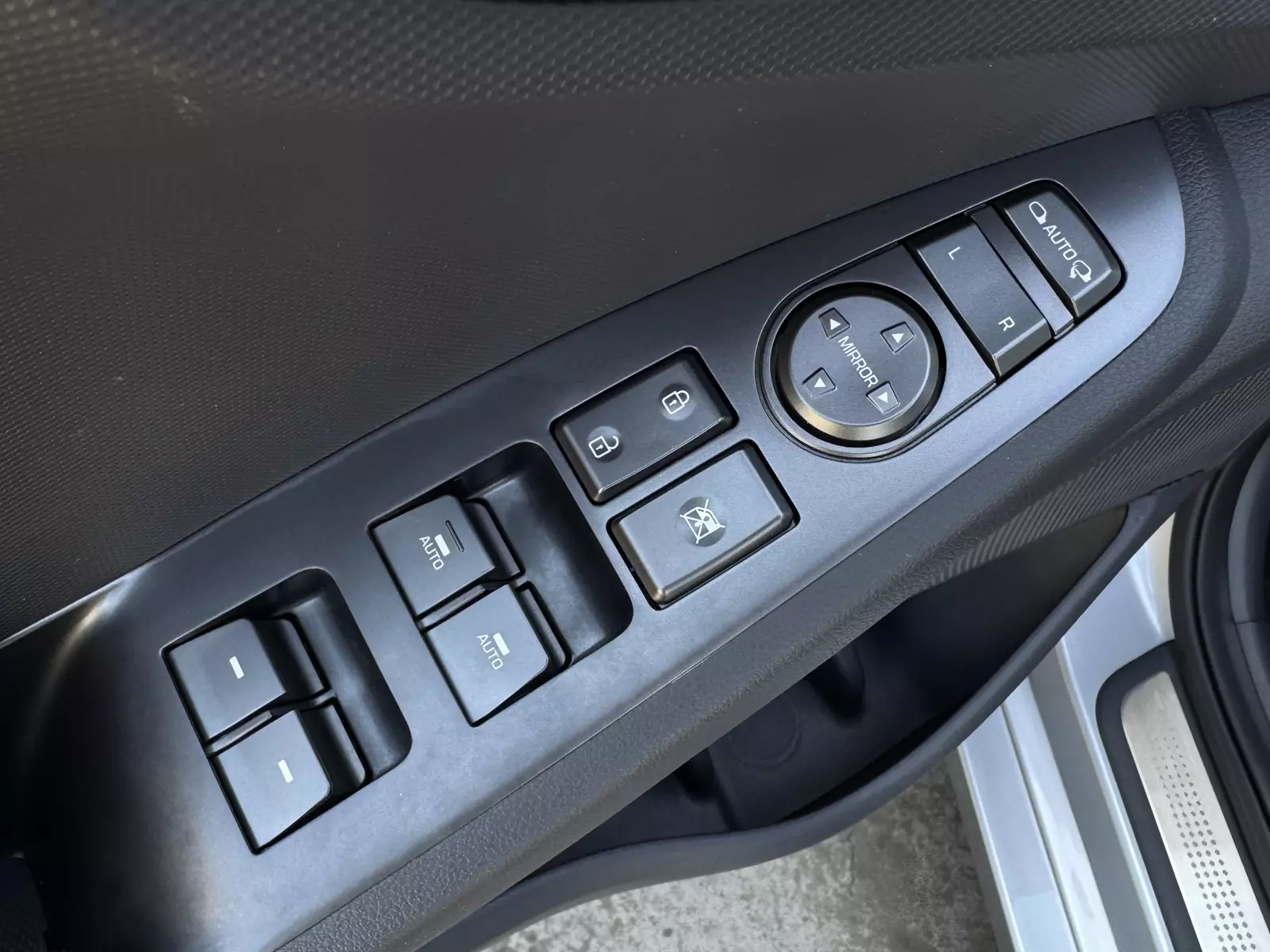 Hyundai Ioniq 1.6 GDI HEV 141cv Tecno DCT 141 CV Automático