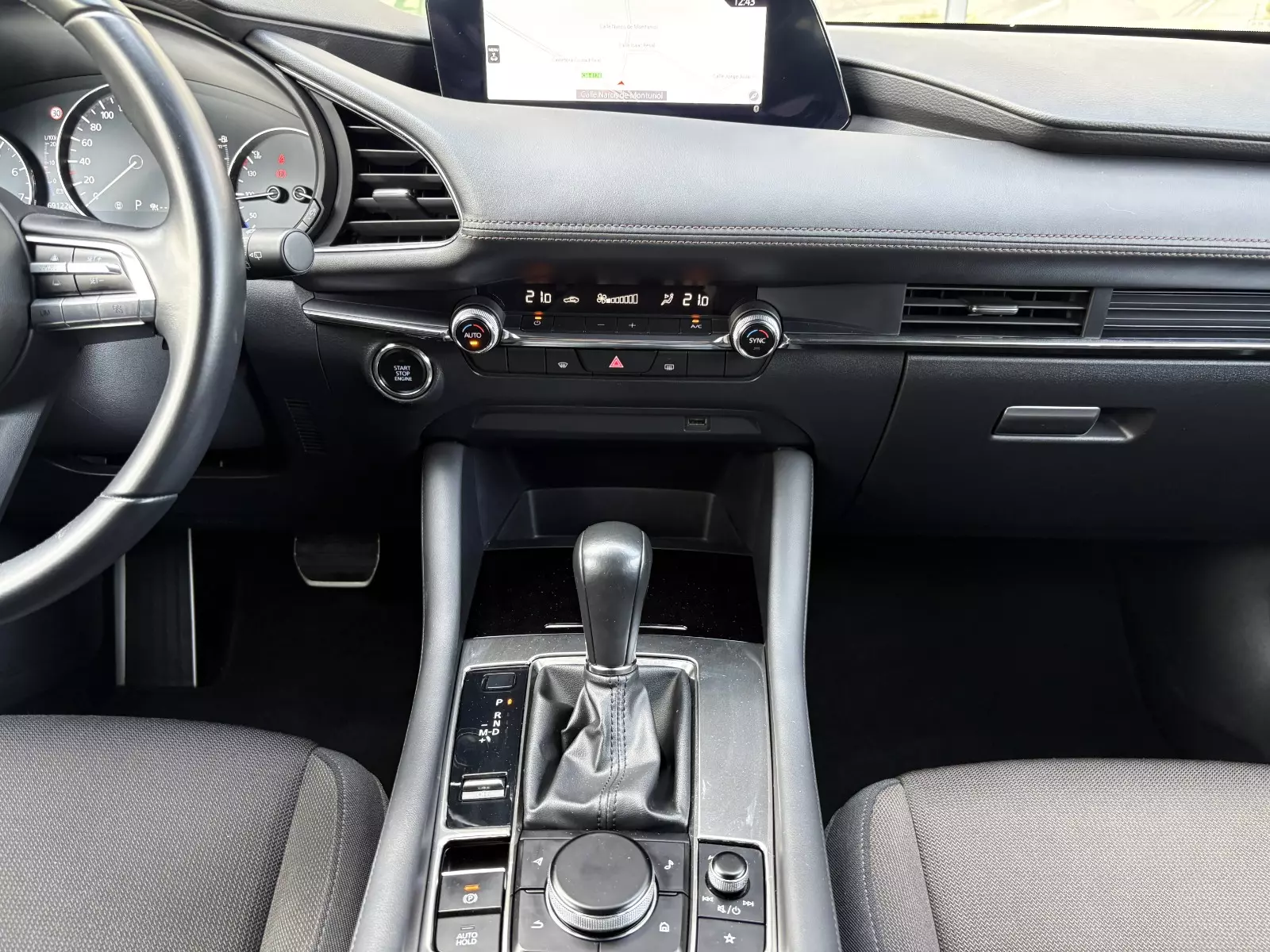 Mazda 3 Zenith Skyactive-G 2.0 122cv AUTO 122 CV Automático