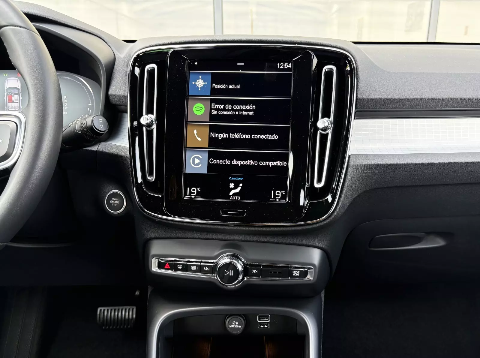 Volvo  XC40 1.5 T4 Recharge PHEV 210cv Core Auto  210 CV Automático