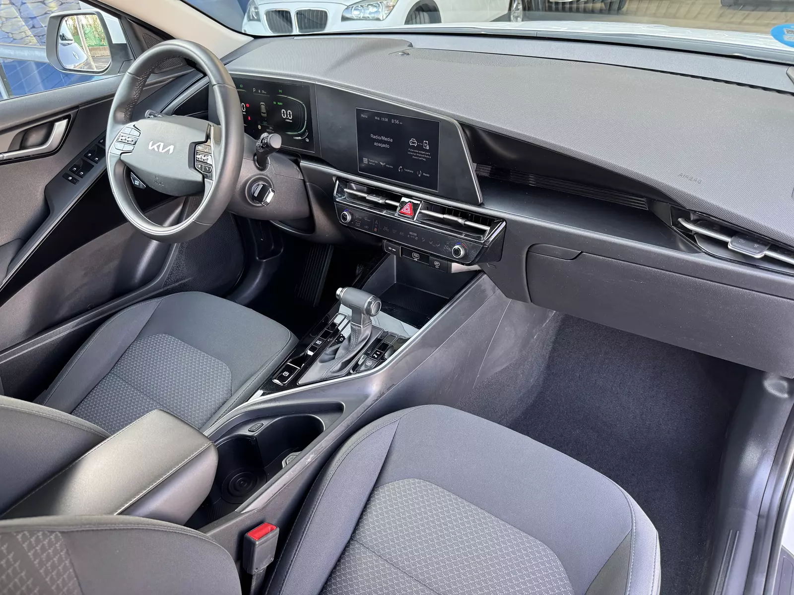 Kia  Niro 1.6 GDi HEV 141CV Concept 141 CV Automático