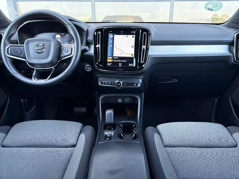 Volvo XC40 1.5 T2 Core Auto 129cv 129 CV Automático