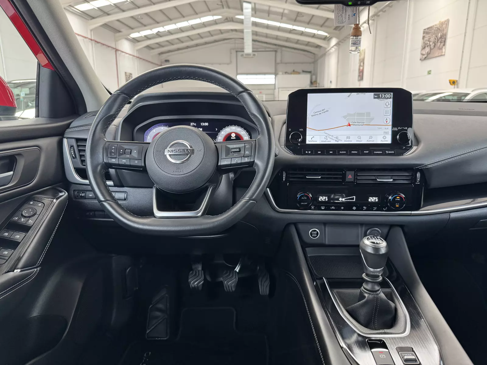 Nissan  Qashqai 1.3 DIG-T MHEV 140cv N-Connecta Hybrid 140 CV Manual
