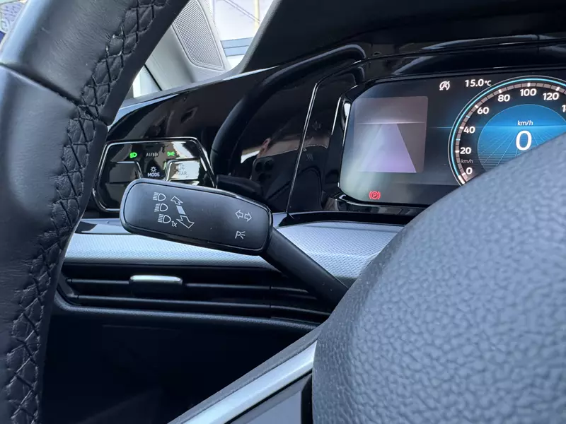 VOLKSWAGEN Golf VIII 2.0 TDI 115cv 115 CV Manual