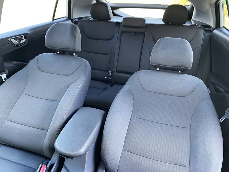 Hyundai Ioniq 1.6 GDI HEV Tecno DCT 141cv  141 CV Automático