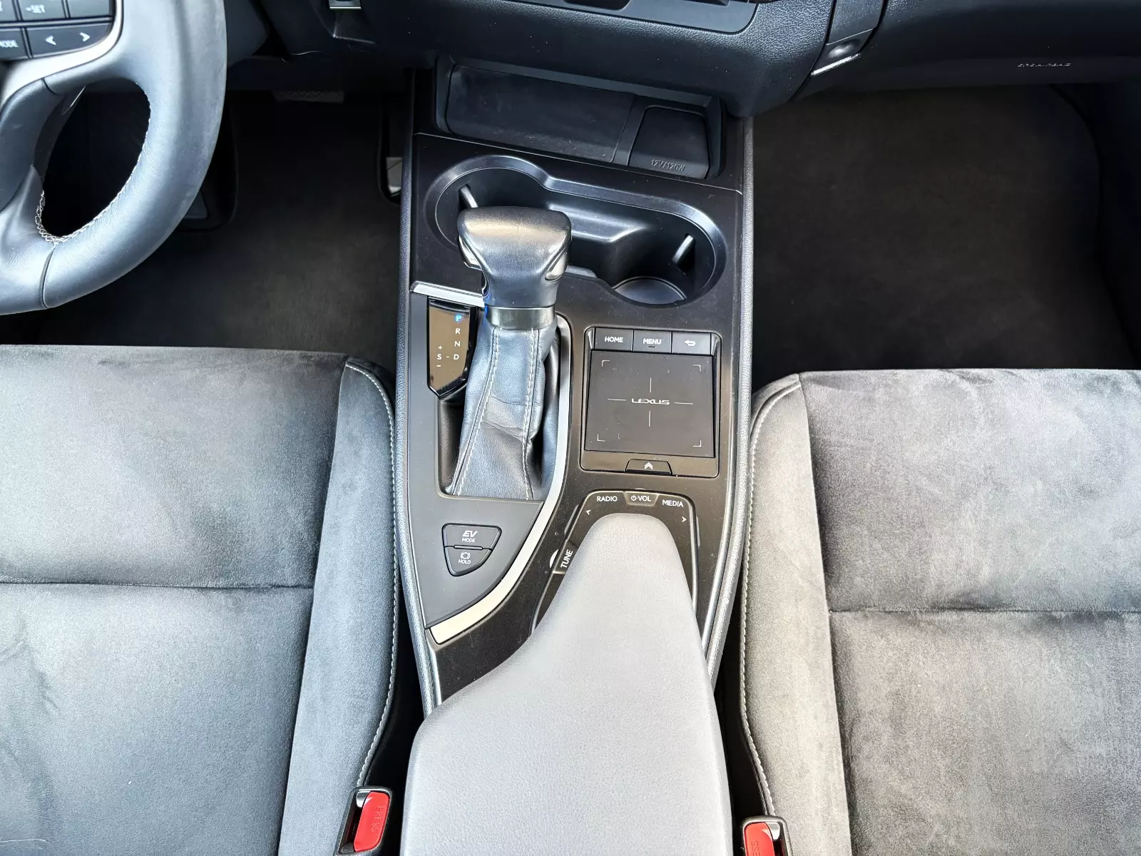 Lexus  UX 250h 2.0 Business 184cv Hybrid 184 CV Automático