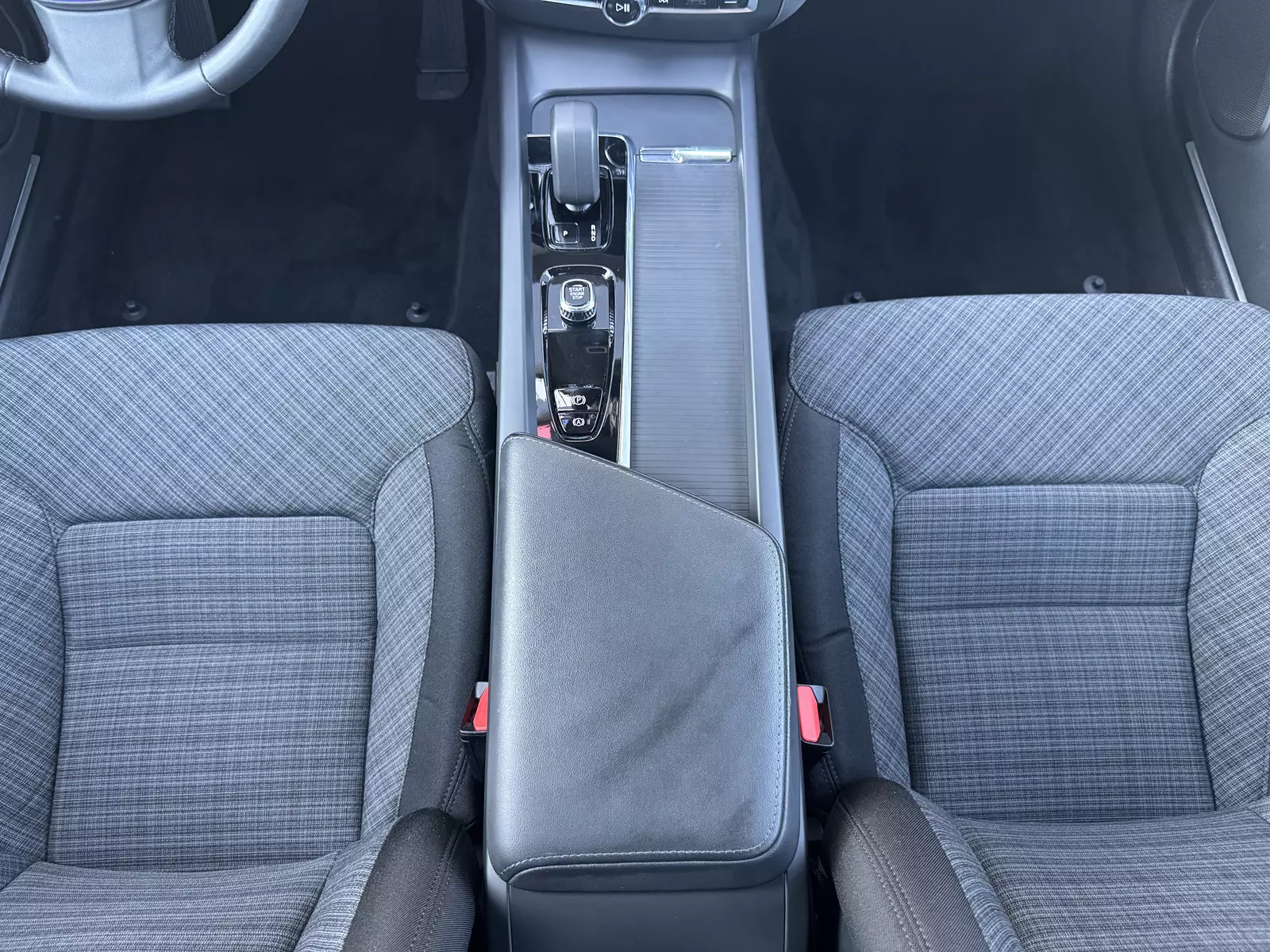 Volvo S60 B4 2.0 FWD Core AUTO 197cv 197 CV Automático