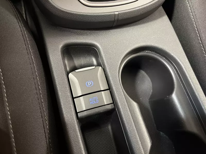 Hyundai Kona 1.6 GDI HEV Maxx DCT 141cv 141 CV Automático