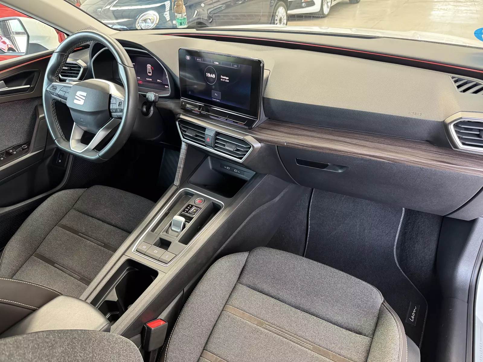 Seat León Sportstourer 1.4 e-Hybrid 204 CV DSG Xcellence Go L 204 CV Automático