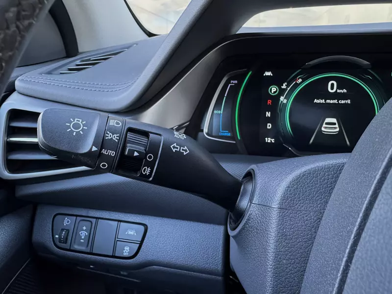 Hyundai Ioniq 1.6 GDI HEV Tecno DCT 141cv  141 CV Automático