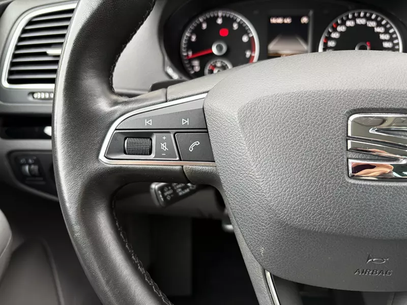 Seat Alhambra 1.4 TSI 150cv DSG S&S Style Go 150 CV Automático