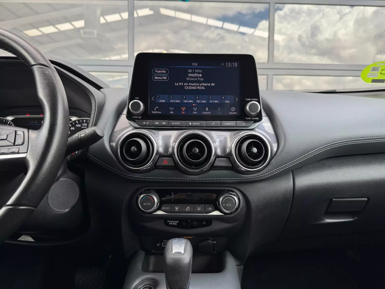 Nissan  Juke 1.0 DIG-T 114CV DCT 7V N-Connecta 114 CV Automático
