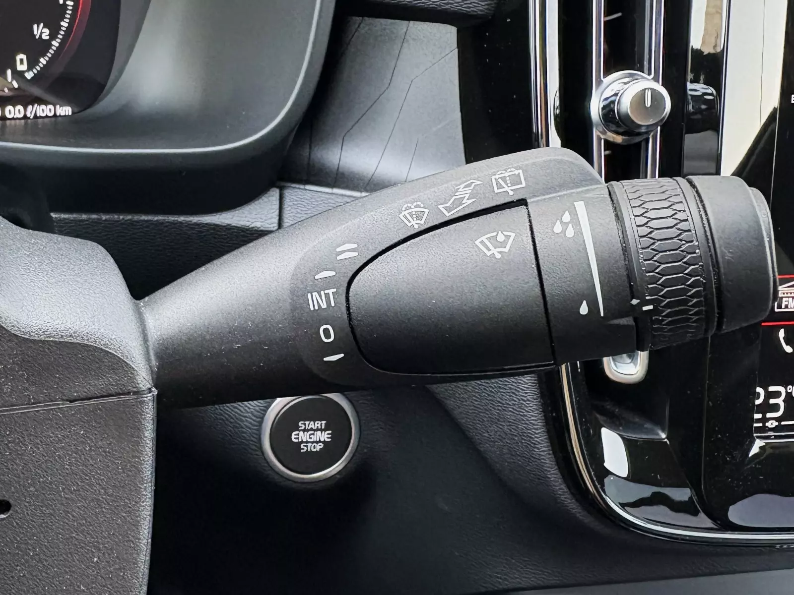 Volvo  XC40 1.5 T5 Recharge PHEV 262cv Plus Bright Auto 262 CV Automático