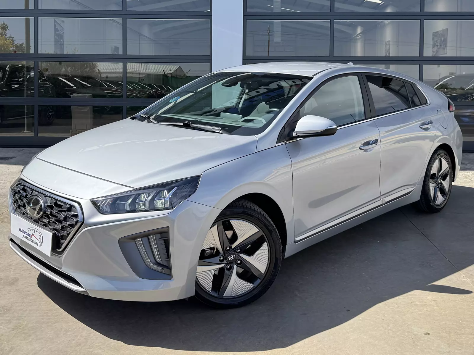 Hyundai Ioniq 1.6 GDI HEV 141cv Tecno DCT 141 CV Automático