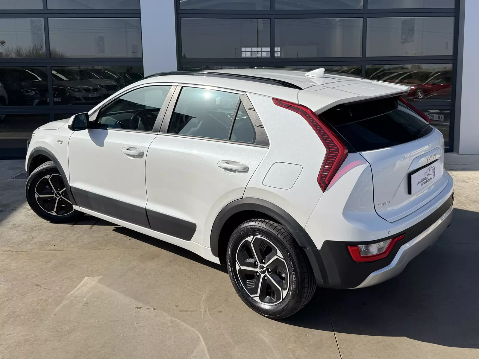Kia  Niro 1.6 GDi HEV 141CV Concept 141 CV Automático