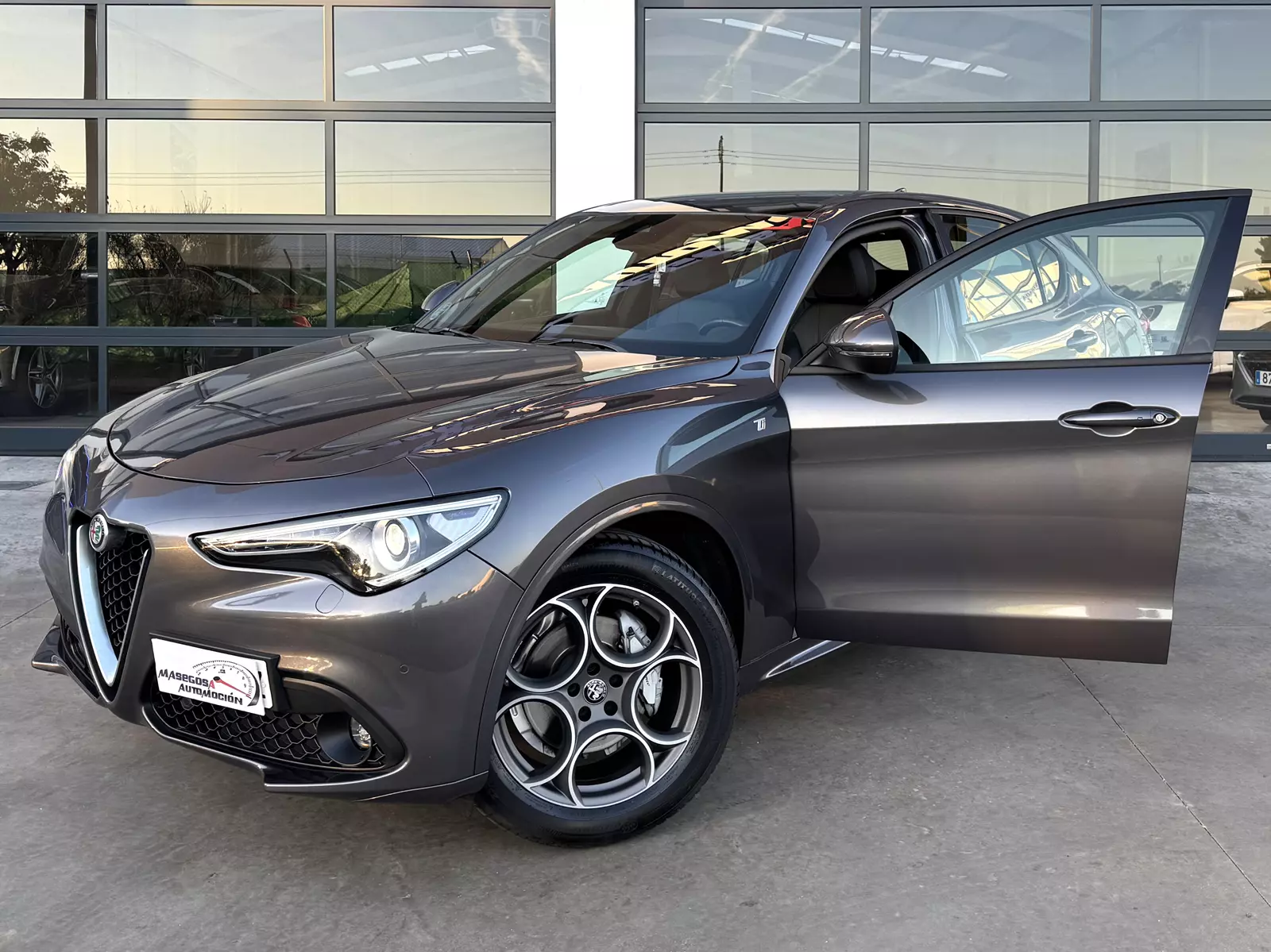 Alfa Romeo  Stelvio 2.2 210CV TI Q4 210 CV Automático