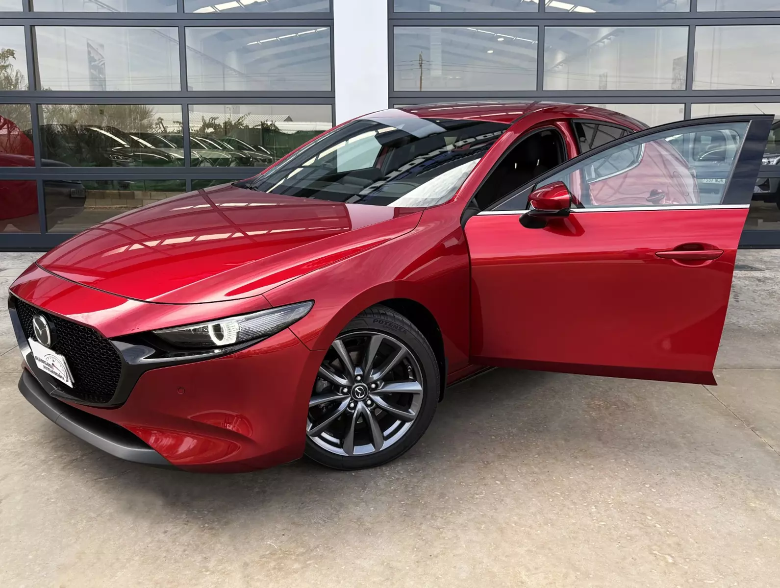 Mazda 3 Zenith Skyactive-G 2.0 122cv AUTO 122 CV Automático