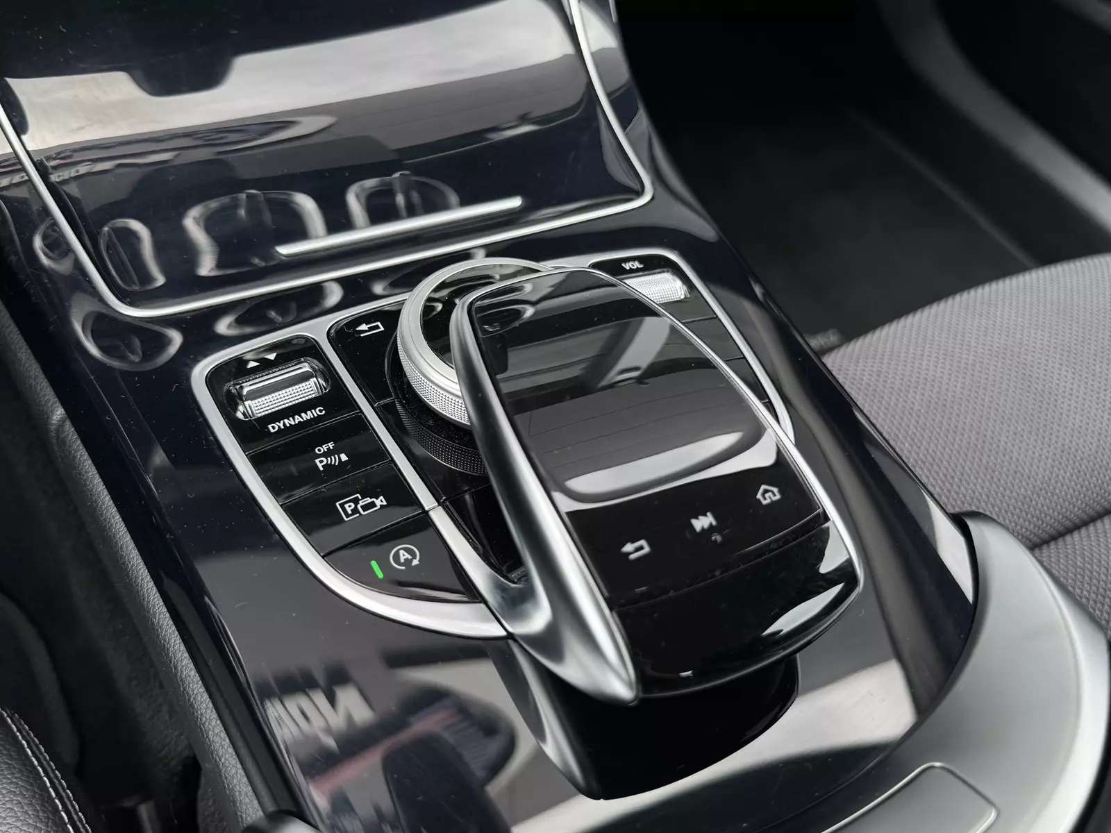 MERCEDES BENZ Clase C200 160cv 9 G-Tronic AMG  160 CV Automático