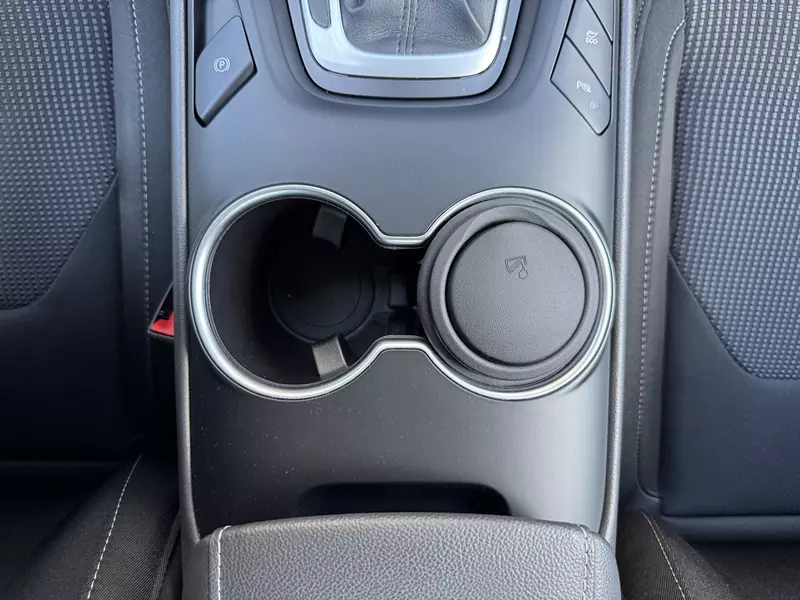 Ford Mondeo 2.0 Titanium 187Cv HEV AT Hybrid  187 CV Automático