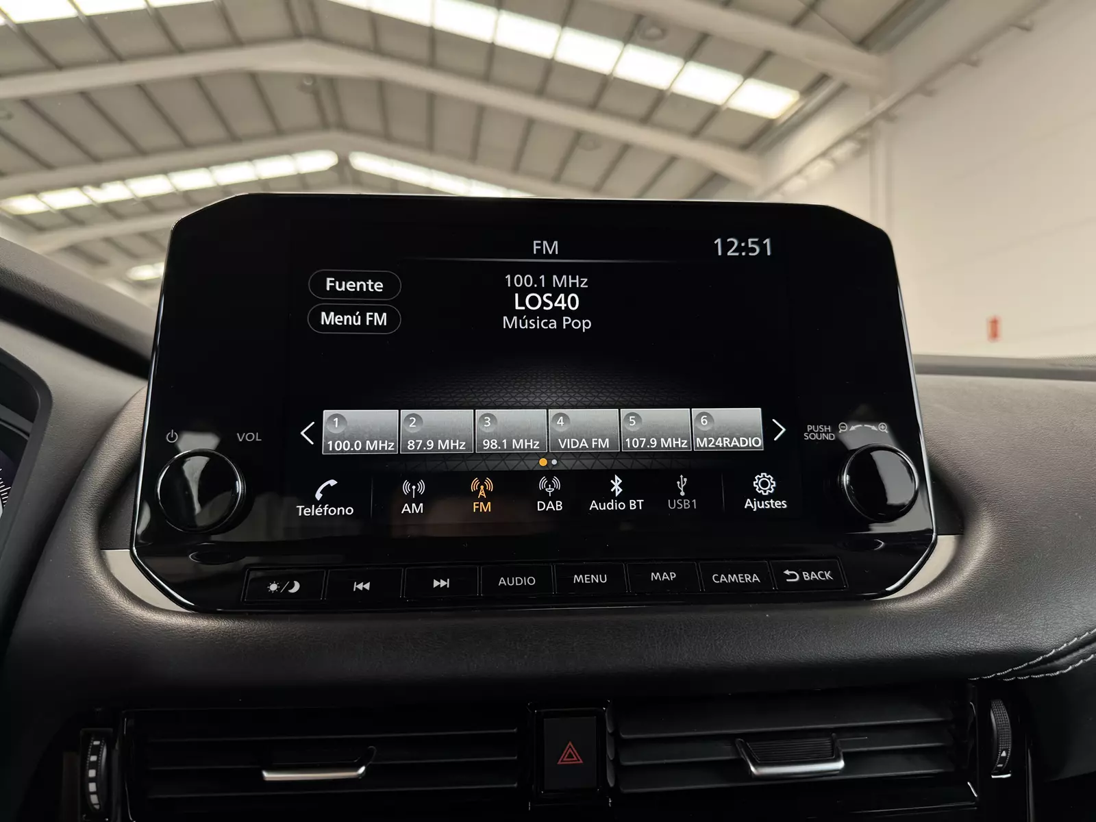 Nissan  Qashqai 1.3 DIG-T MHEV 140cv N-Connecta Hybrid 140 CV Manual