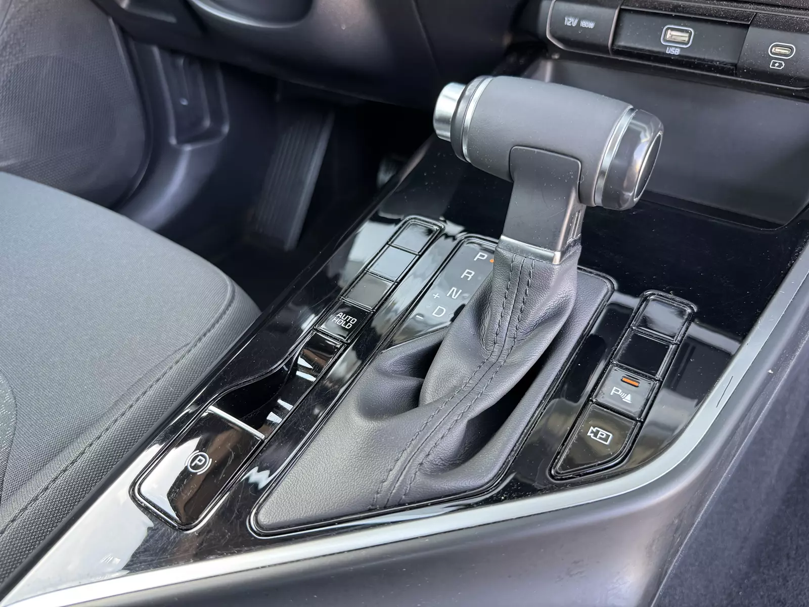 Kia  Niro 1.6 GDi HEV 141CV Concept 141 CV Automático