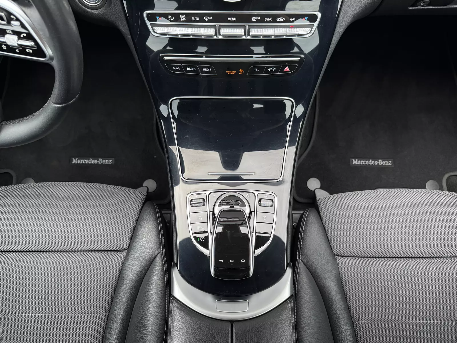 MERCEDES BENZ Clase C200 160cv 9 G-Tronic AMG  160 CV Automático