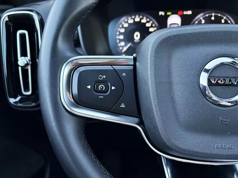 Volvo XC40 1.5 T2 Core Auto 129cv 129 CV Automático