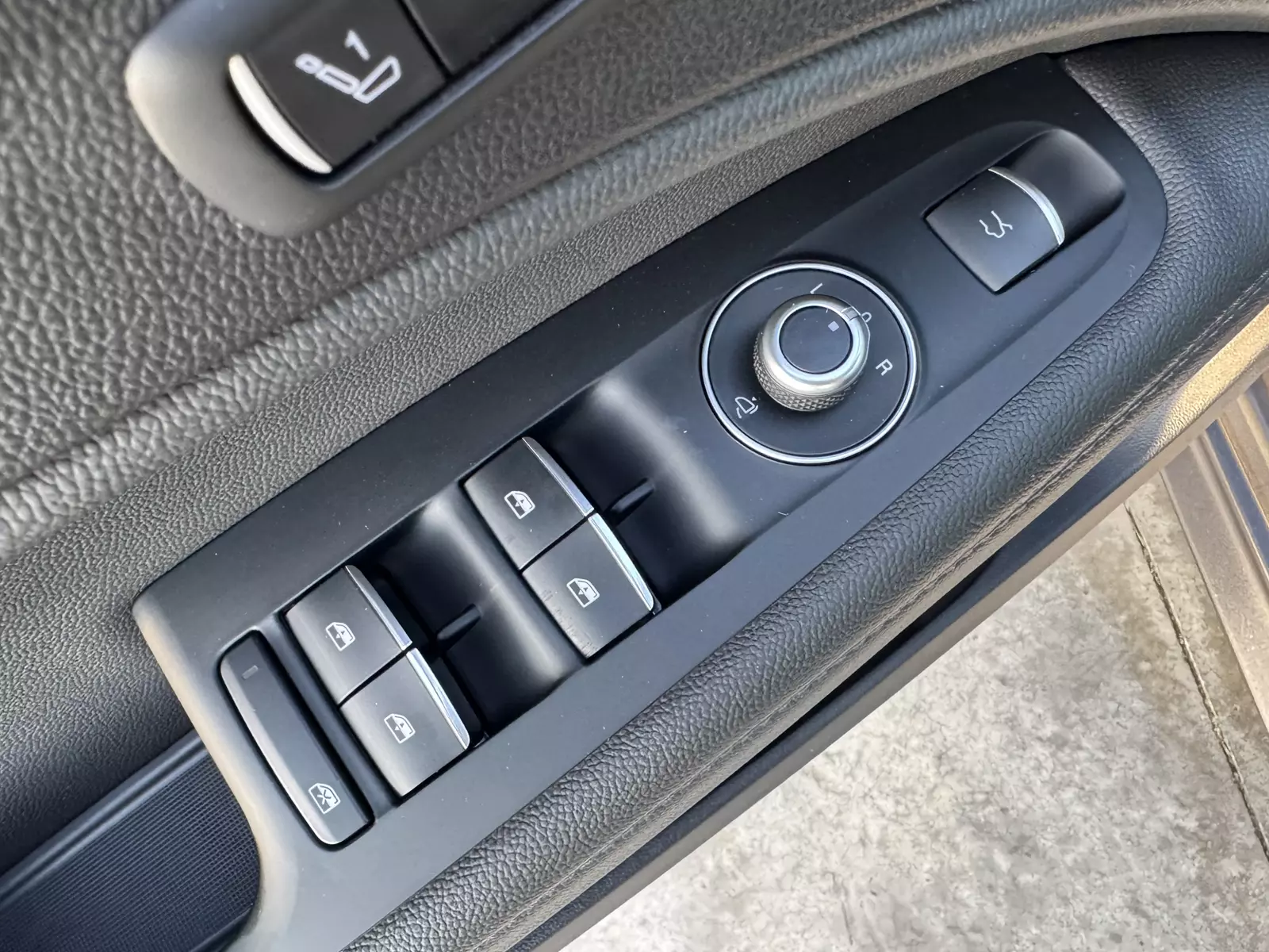Alfa Romeo  Stelvio 2.2 210CV TI Q4 210 CV Automático