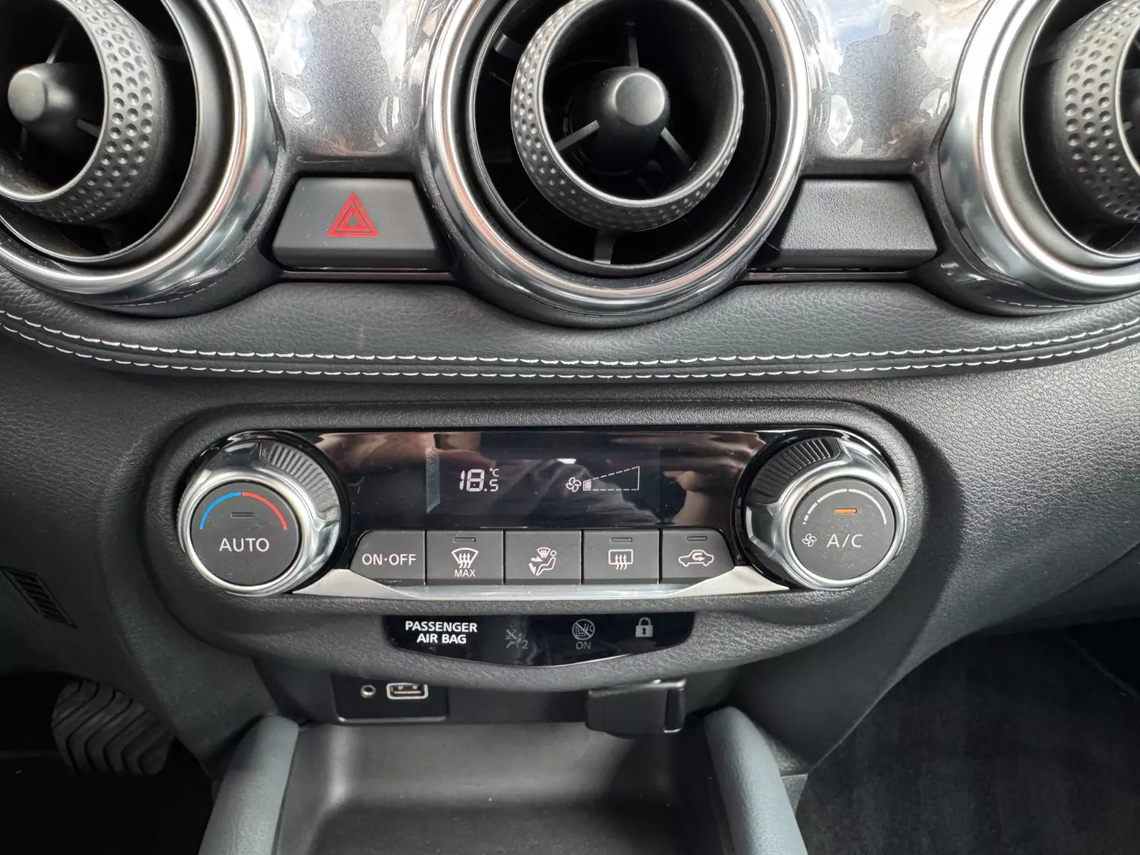 Nissan  Juke 1.0 DIG-T 114CV DCT 7V N-Connecta 114 CV Automático