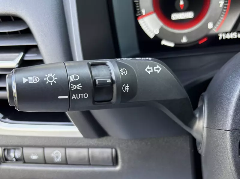 Nissan Qashqai DIG-T 1.3 140cv mHEV N-Connecta 140 CV Manual