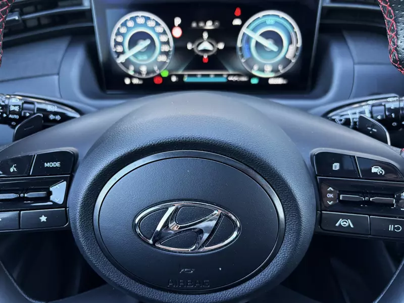 Hyundai Tucson 1.6 T-GDi HEV 230cv N-Line Sky AT 230 CV Automático