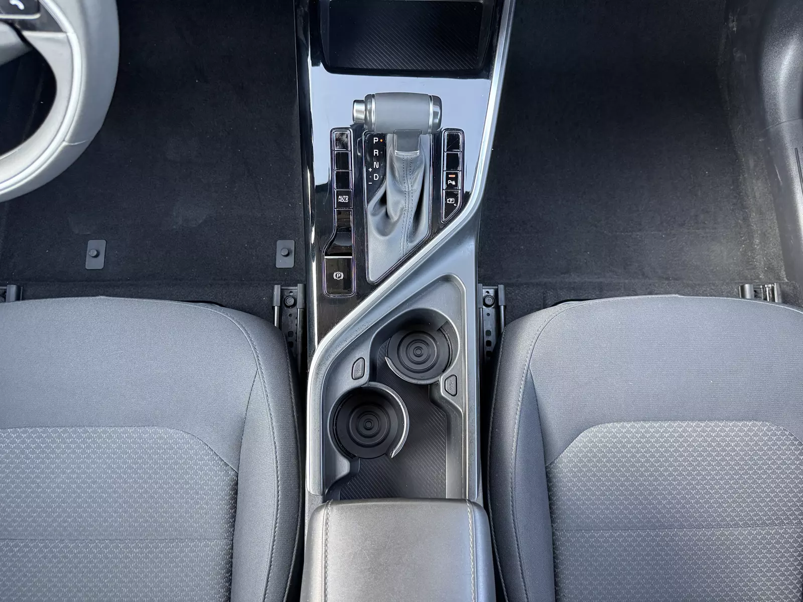 Kia  Niro 1.6 GDi HEV 141CV Concept 141 CV Automático
