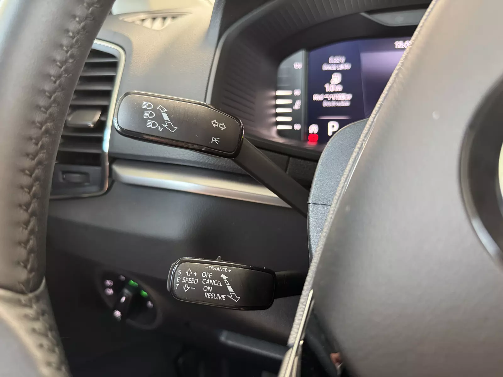 Skoda Karoq 1.5 TSI 150Cv DSG Ambition 150 CV Automático