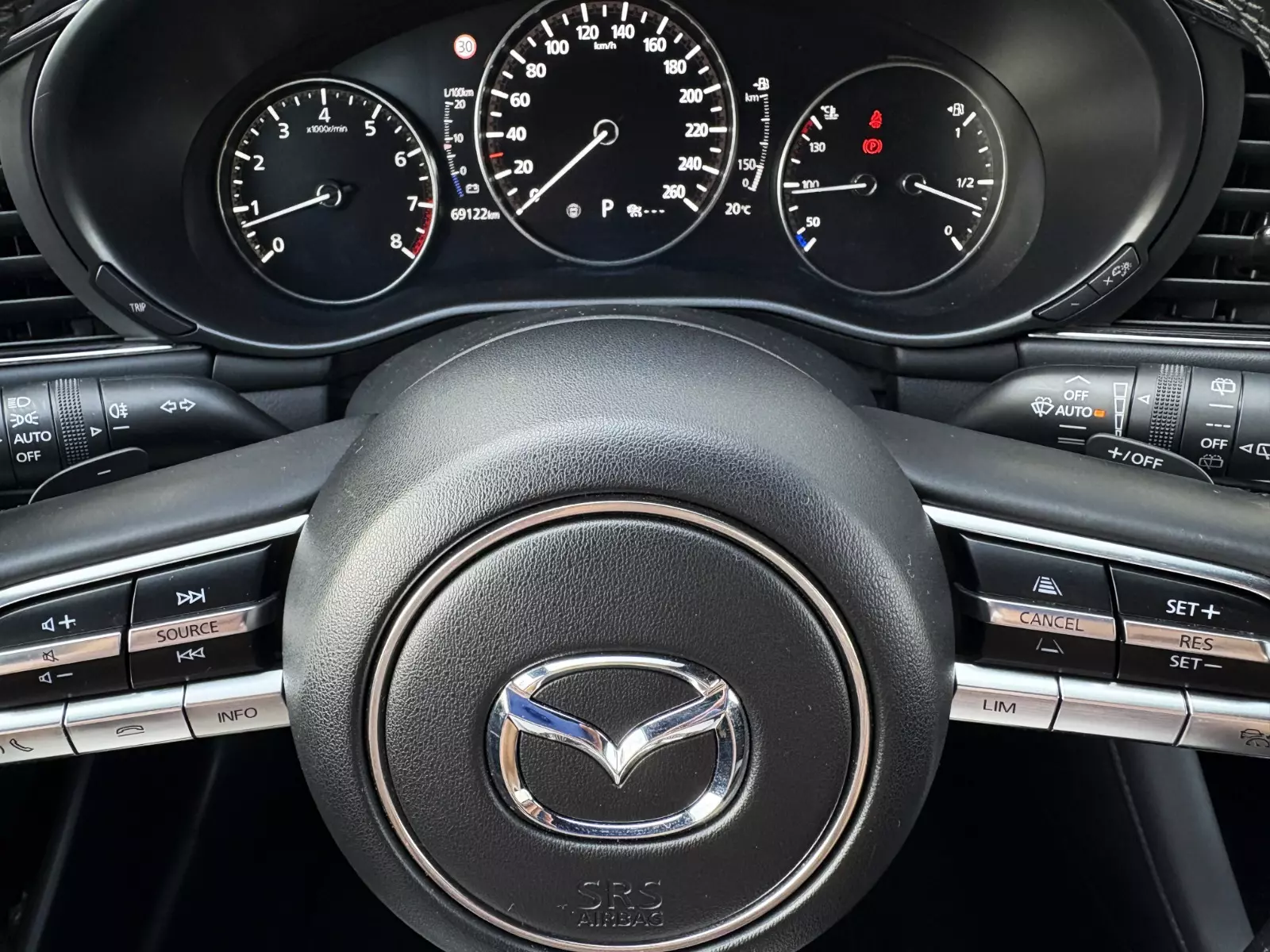 Mazda 3 Zenith Skyactive-G 2.0 122cv AUTO 122 CV Automático