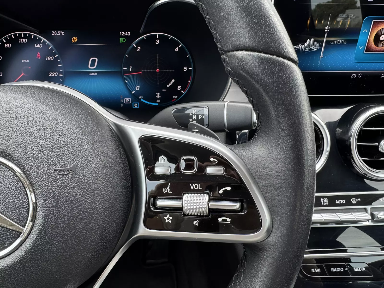 MERCEDES BENZ Clase C200 160cv 9 G-Tronic AMG  160 CV Automático