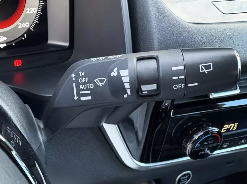 Nissan Qashqai DIG-T 1.3 140cv mHEV N-Connecta 140 CV Manual