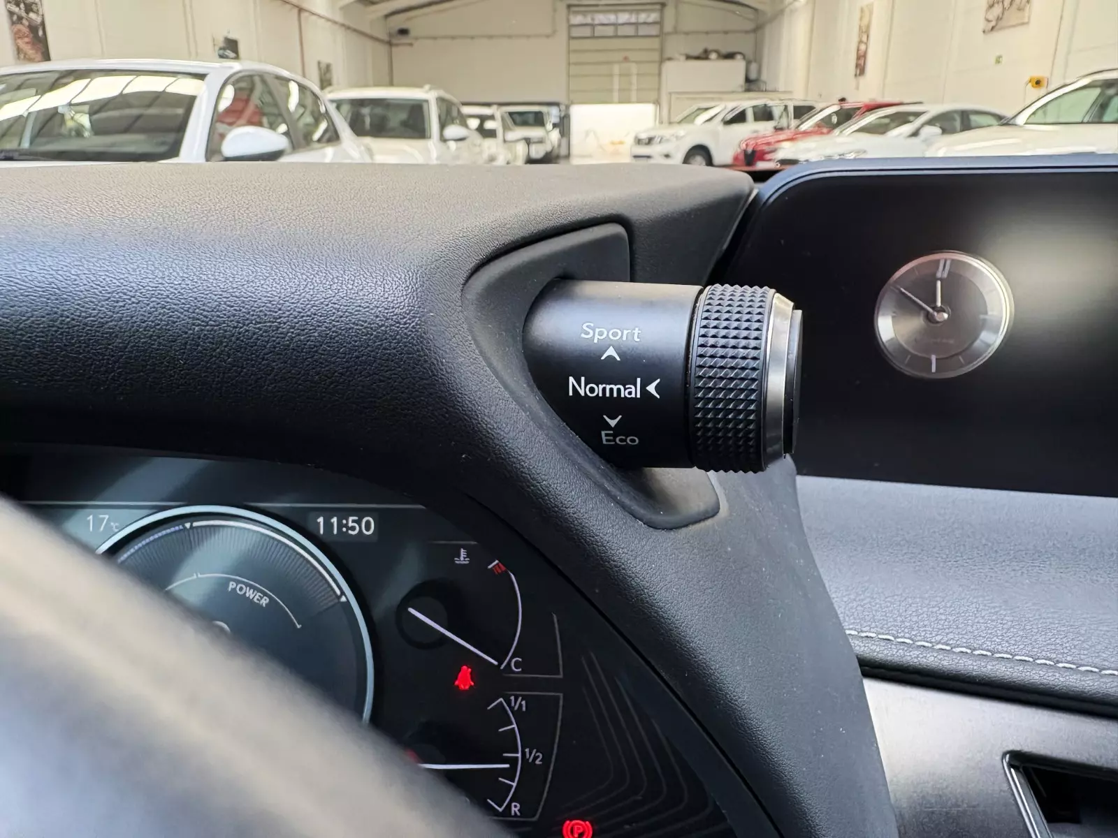 Lexus  UX 250h 2.0 Business 184cv Hybrid 184 CV Automático